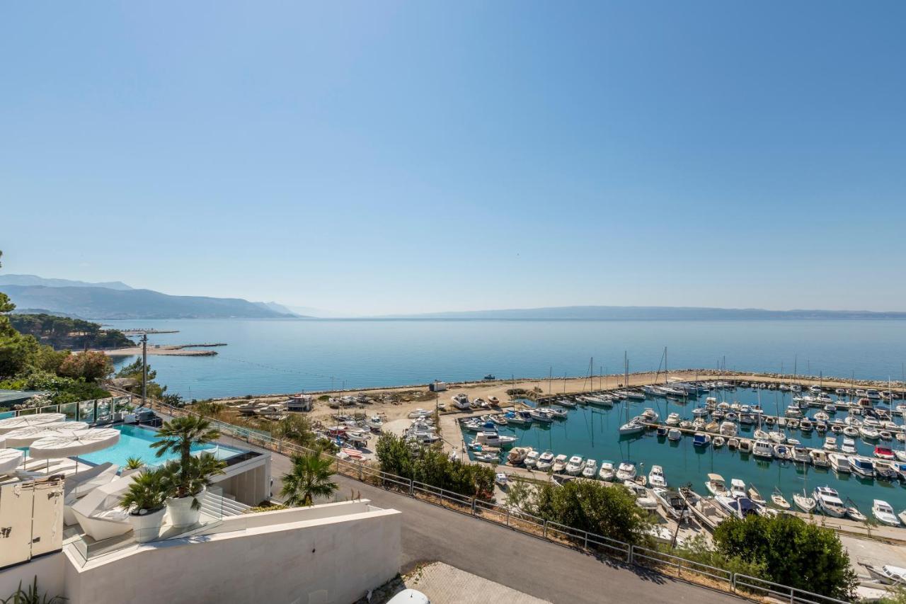 Апартаменты Seaside Penthouse With Hot Tub Sky Living Сплит Экстерьер фото