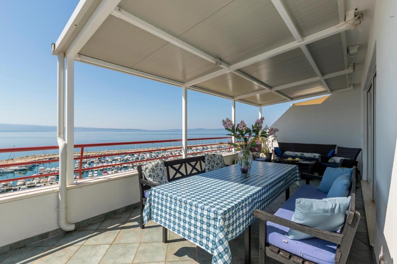 Апартаменты Seaside Penthouse With Hot Tub Sky Living Сплит Экстерьер фото